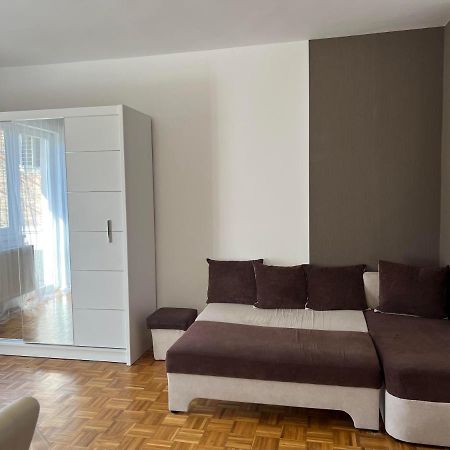 Centrum Szeged Apartman Екстериор снимка